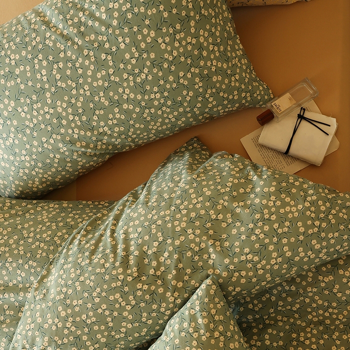91家纺网 家纺一手货源 找家纺 2025春夏新品母婴A类全棉纯棉针织棉软糯糯清新小碎花床单款四件套 莫奈绿
