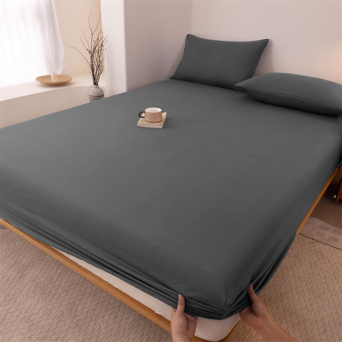 91家纺网 家纺一手货源 找家纺 优迈 2025新款水洗棉亲肤磨毛纯色单品系列单床笠单枕套三件套 深灰