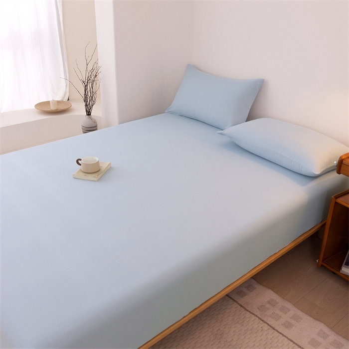 91家纺网 家纺一手货源 找家纺 优迈 2025新款水洗棉亲肤磨毛纯色单品系列单床笠单枕套三件套 浅蓝