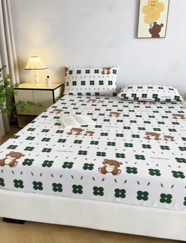 91家纺网 家纺一手货源 找家纺 棉乐町 2025新款五幅段床笠小棕熊