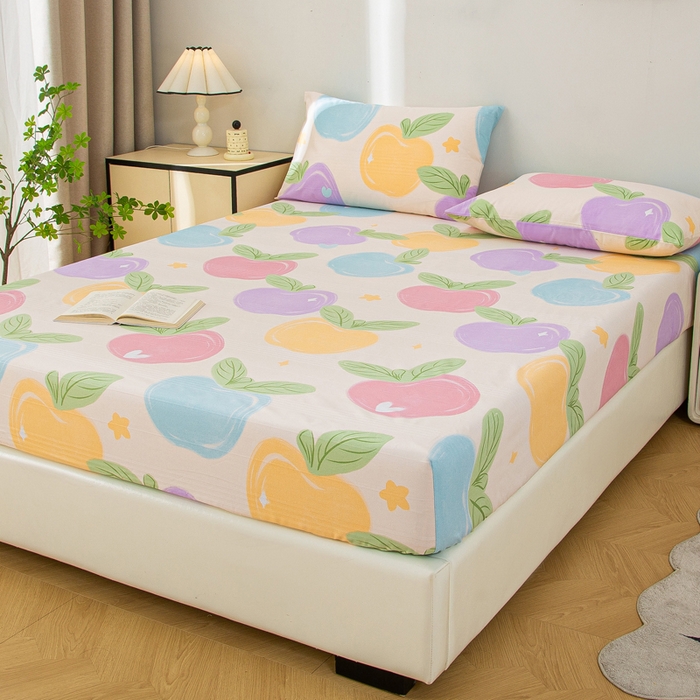 91家纺网 家纺一手货源 找家纺 棉乐町 2025新款五幅段床笠苹果乐园