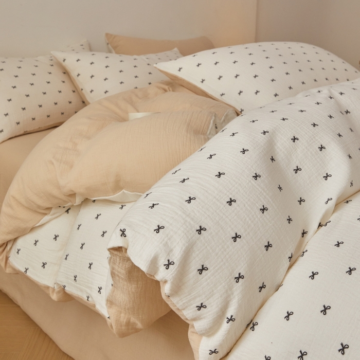 91家纺网 家纺一手货源 找家纺 618家纺 2025新款A类母婴级全棉三层纱皱皱纱纯棉四件套 蝴蝶结米