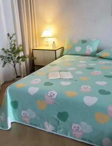 91家纺网 家纺一手货源 找家纺 首爱 2025新款五幅段床单 兔兔心情