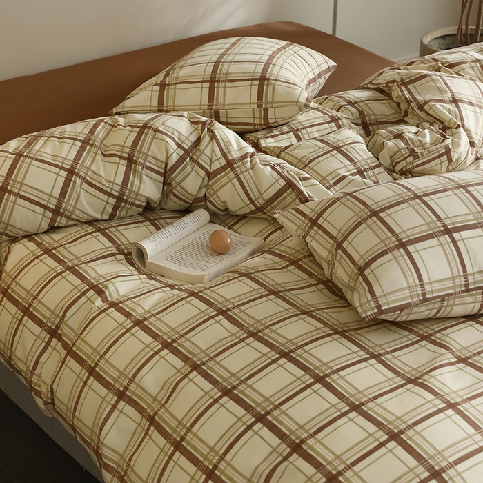 91家纺网 家纺一手货源 找家纺 2025春夏新品母婴A类全棉纯棉针织棉软糯糯清新小碎花床单款四件套 格纹