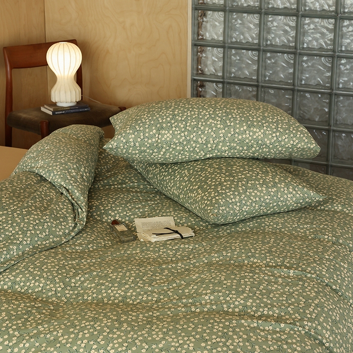 91家纺网 家纺一手货源 找家纺 2025春夏新品母婴A类全棉纯棉针织棉软糯糯清新小碎花床单款四件套 莫奈绿