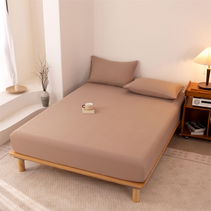 91家纺网 家纺一手货源 找家纺 优迈 2025新款水洗棉亲肤磨毛纯色单品系列单床笠单枕套三件套 咖色