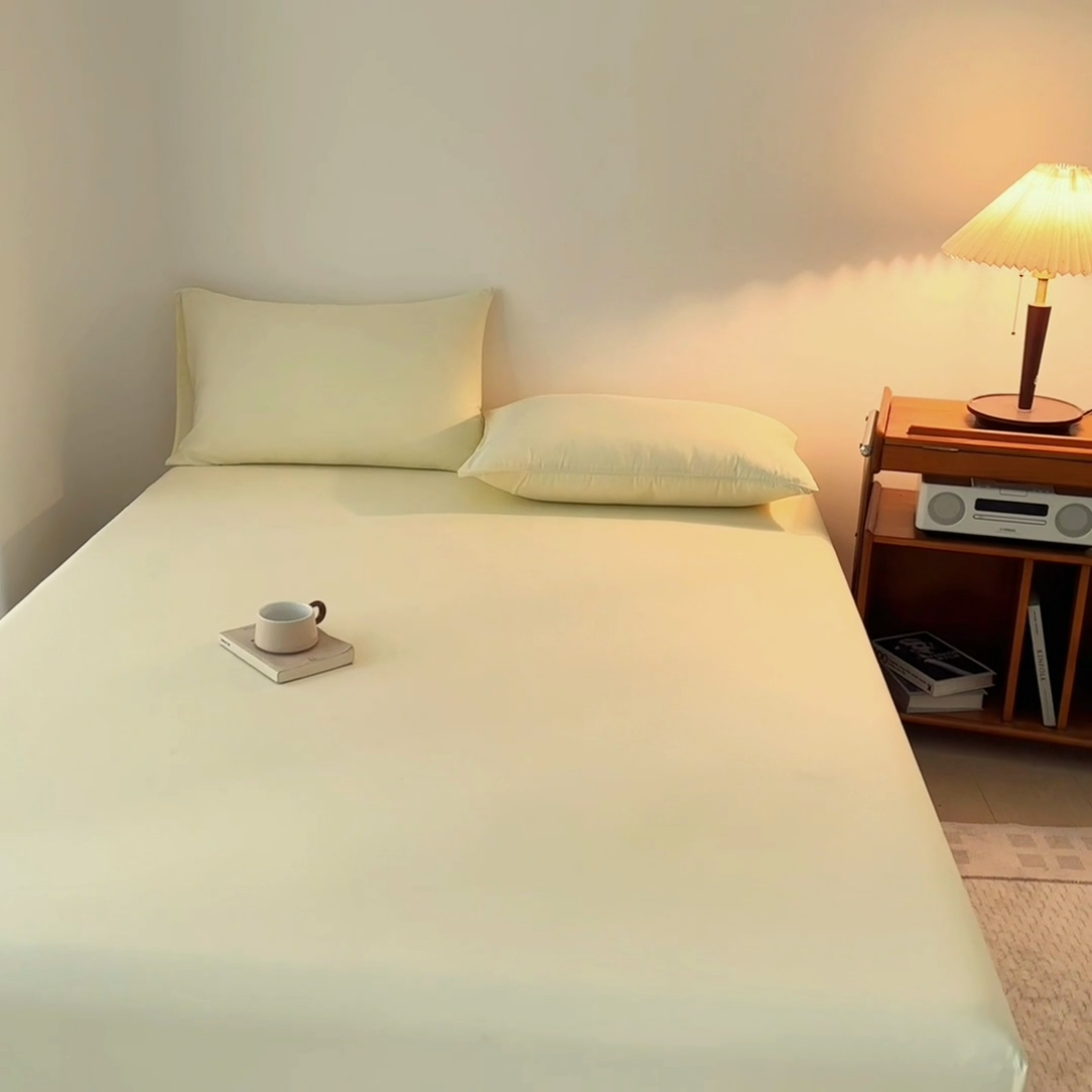 91家纺网 家纺一手货源 找家纺 优迈 2025新款水洗棉亲肤磨毛纯色单品系列单床笠单枕套三件套 芝士