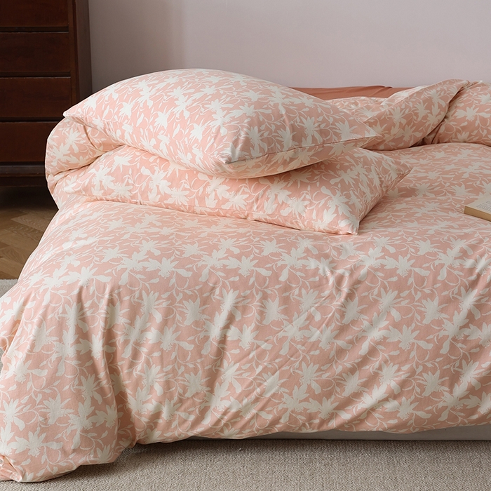 91家纺网 家纺一手货源 找家纺 2025春夏新品母婴A类全棉纯棉针织棉软糯糯清新小碎花床单款四件套 盛夏粉