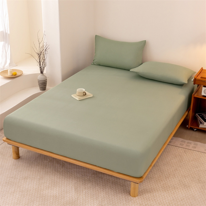 91家纺网 家纺一手货源 找家纺 优迈 2025新款水洗棉亲肤磨毛纯色单品系列单床笠单枕套三件套 抹茶