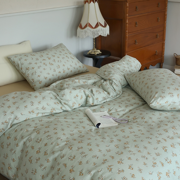 91家纺网 家纺一手货源 找家纺 2025春夏新品母婴A类全棉纯棉针织棉软糯糯清新小碎花床单款四件套 复古玫瑰