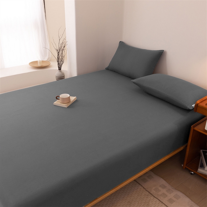 91家纺网 家纺一手货源 找家纺 优迈 2025新款水洗棉亲肤磨毛纯色单品系列单床笠单枕套三件套 深灰