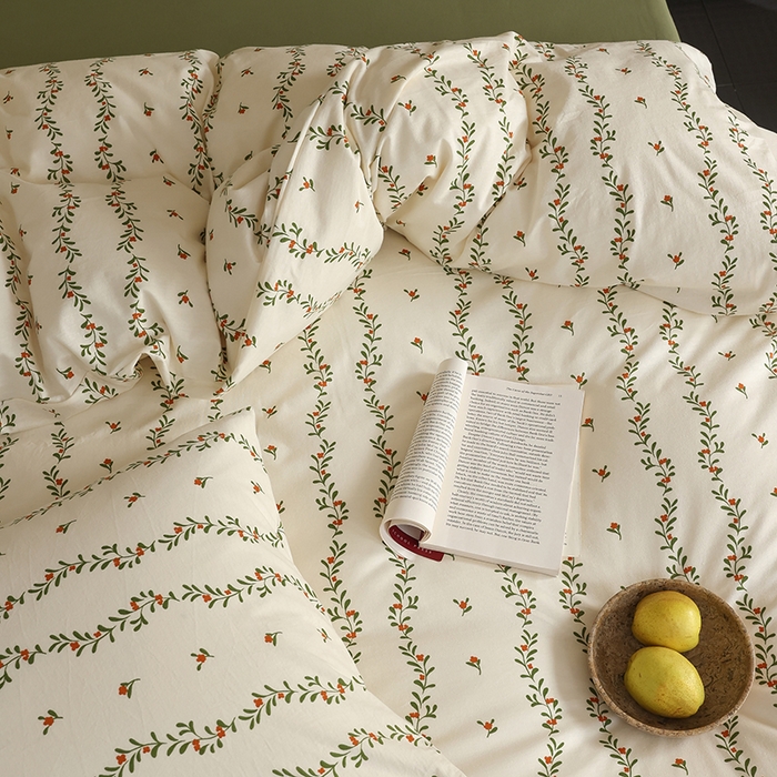 91家纺网 家纺一手货源 找家纺 2025春夏新品母婴A类全棉纯棉针织棉软糯糯清新小碎花床单款四件套 秘密花园