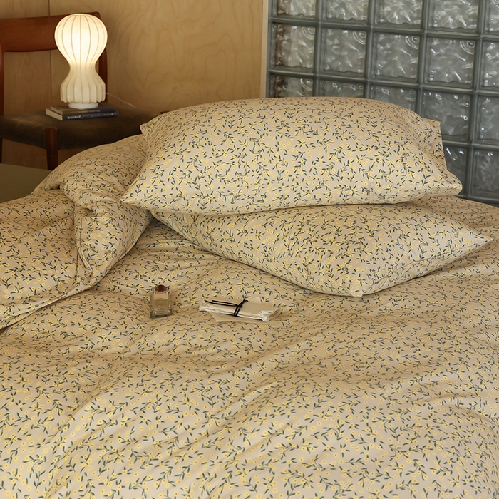 91家纺网 家纺一手货源 找家纺 2025春夏新品母婴A类全棉纯棉针织棉软糯糯清新小碎花床单款四件套 莫奈黄