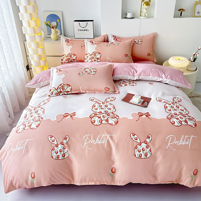 91家纺网 家纺一手货源 找家纺 梦卓家纺 2025新款小清新植物羊绒印花单被套 花园小兔