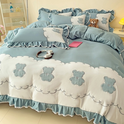 91家纺网 家纺一手货源 找家纺 （总）慕语家纺 2025新款高定贴布绣磨毛四件套-熊小贝