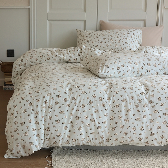 91家纺网 家纺一手货源 找家纺 2025春夏新品母婴A类全棉纯棉针织棉软糯糯清新小碎花床单款四件套 爱莎绿