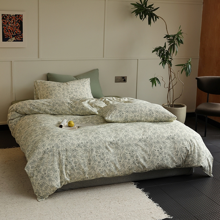 91家纺网 家纺一手货源 找家纺 2025春夏新品母婴A类全棉纯棉针织棉软糯糯清新小碎花床单款四件套 春晓绿