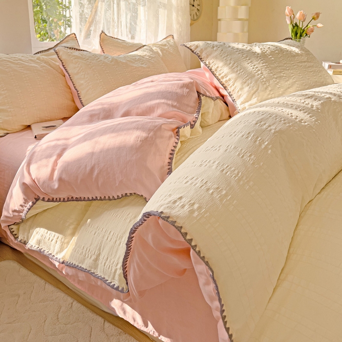 91家纺网 家纺一手货源 找家纺 娜娜 2025新款磨毛水洗棉泡泡纱贝壳边四件套 泡泡纱-奶昔黄