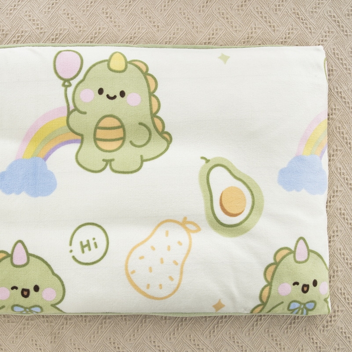 91家纺网 家纺一手货源 找家纺 乐秀 2024新款幼儿园牛奶绒儿童床垫套+床垫芯 淘气恐龙