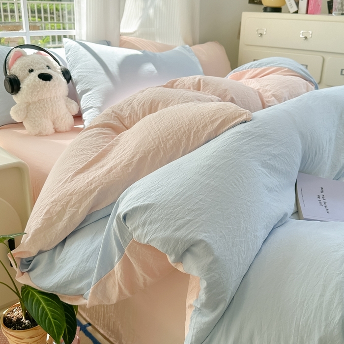 91家纺网 家纺一手货源 找家纺 韩巢家纺 2025新款ins风超柔水洗棉四件套-纯色双拼系列（提供卖家秀） 水洗棉蓝粉