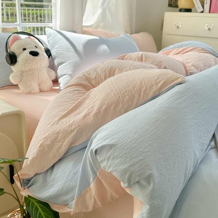 91家纺网 家纺一手货源 找家纺 韩巢家纺 2025新款ins风超柔水洗棉四件套-纯色双拼系列（提供卖家秀） 水洗棉蓝粉
