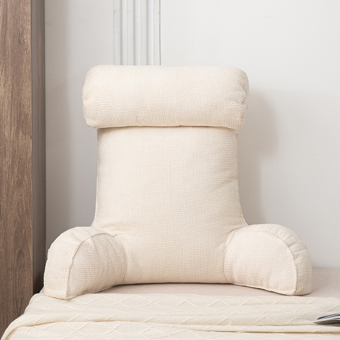 91家纺网 家纺一手货源 找家纺 一兰家纺 2025新款单人加厚雪芙绒格三角靠垫床上靠枕沙发靠背阅读枕 爱荳-奶昔米