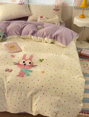 91家纺网 家纺一手货源 找家纺 茉礼 2025新款云朵棉毛巾绣印花四件套 大眼萌兔