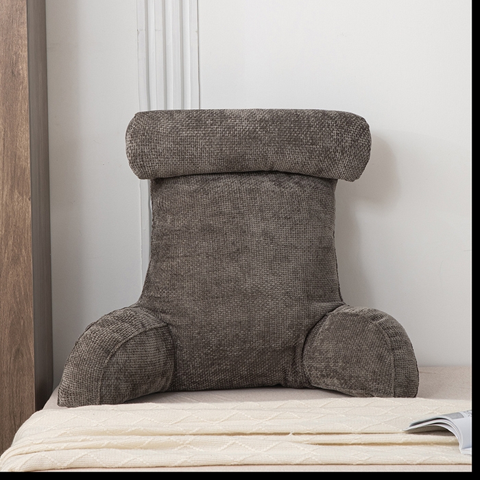 91家纺网 家纺一手货源 找家纺 一兰家纺 2025新款单人加厚雪芙绒格三角靠垫床上靠枕沙发靠背阅读枕 爱荳-魅影灰