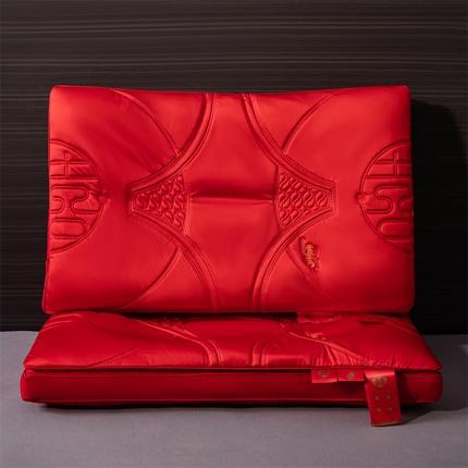 91家纺网 家纺一手货源 找家纺 （总）麦肯锡 2025新款新中式乳胶婚庆枕