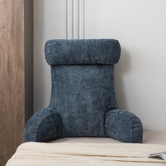 91家纺网 家纺一手货源 找家纺 一兰家纺 2025新款单人加厚雪芙绒格三角靠垫床上靠枕沙发靠背阅读枕 爱荳-湛蓝色