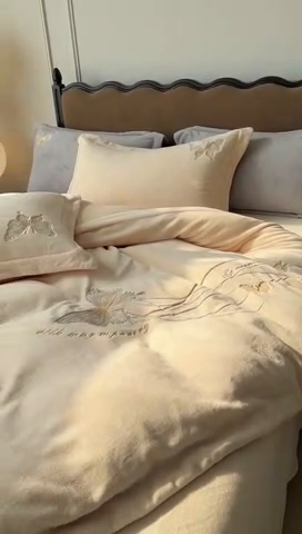 91家纺网 家纺一手货源 找家纺 佑先生 2025新款蝴蝶绣花绒四件套 珊瑚粉