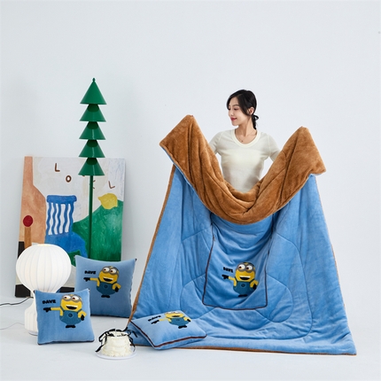 91家纺网 家纺一手货源 找家纺 宝马家纺（原梦童画） 2025新款小黄人抱枕被加厚抱枕被 黄人DAVE