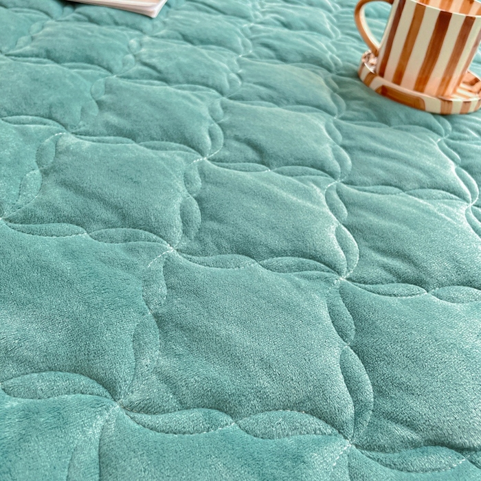 91家纺网 家纺一手货源 找家纺 （总）忘忧草 2023新款宝宝绒夹棉床裙保暖牛奶绒优雅系列