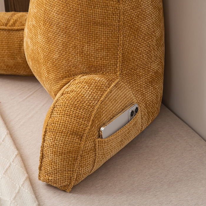 91家纺网 家纺一手货源 找家纺 一兰家纺 2025新款单人加厚雪芙绒格三角靠垫床上靠枕沙发靠背阅读枕 爱荳-芥末黄