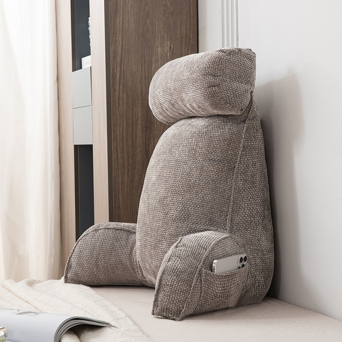 91家纺网 家纺一手货源 找家纺 一兰家纺 2025新款单人加厚雪芙绒格三角靠垫床上靠枕沙发靠背阅读枕 爱荳-丝缎灰