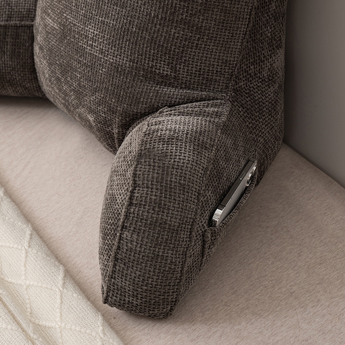 91家纺网 家纺一手货源 找家纺 一兰家纺 2025新款单人加厚雪芙绒格三角靠垫床上靠枕沙发靠背阅读枕 爱荳-魅影灰