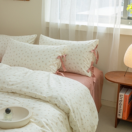 91家纺网 家纺一手货源 找家纺 （总）绫韵家纺 2025春夏新款全棉ins小碎花13372纯棉田园风床单床笠四件套绑带款蝴蝶结系列