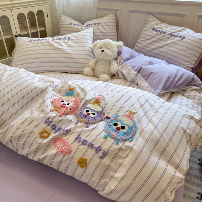 91家纺网 家纺一手货源 找家纺 （总）有间小屋 2025新款全棉条纹印花+毛巾绣系列四件套