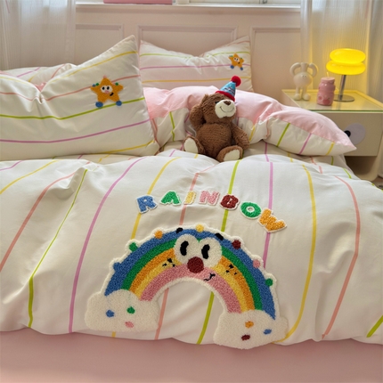 91家纺网 家纺一手货源 找家纺 （总）有间小屋 2025新款全棉条纹印花+毛巾绣系列四件套