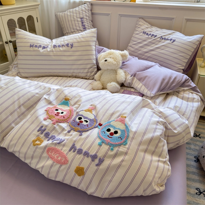 91家纺网 家纺一手货源 找家纺 （总）有间小屋 2025新款全棉条纹印花+毛巾绣系列四件套