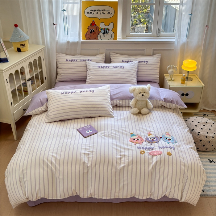 91家纺网 家纺一手货源 找家纺 （总）有间小屋 2025新款全棉条纹印花+毛巾绣系列四件套