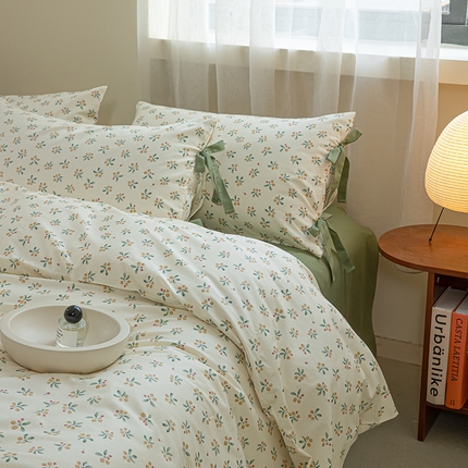 91家纺网 家纺一手货源 找家纺 （总）绫韵家纺 2025春夏新款全棉ins小碎花13372纯棉田园风床单床笠四件套绑带款蝴蝶结系列