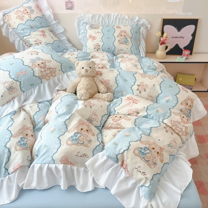 91家纺网 家纺一手货源 找家纺 2025新款云柔棉韩式INS减龄花边款卡通四件套 花边款-蓝色蕾丝兔