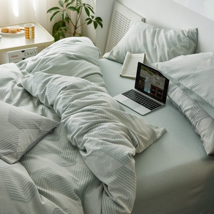 91家纺网 家纺一手货源 找家纺 简家居 2025新款四件套-星空物语 绿