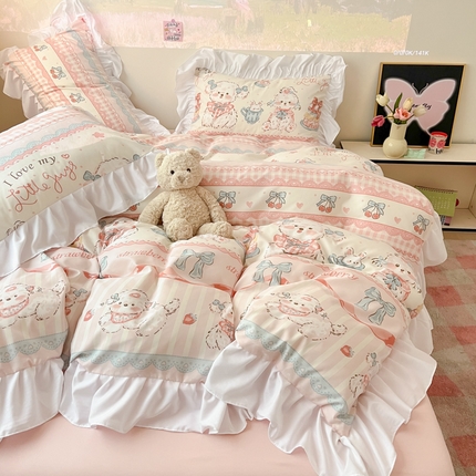 91家纺网 家纺一手货源 找家纺 2025新款云柔棉韩式INS减龄花边款卡通四件套 花边款-甜品可爱狗