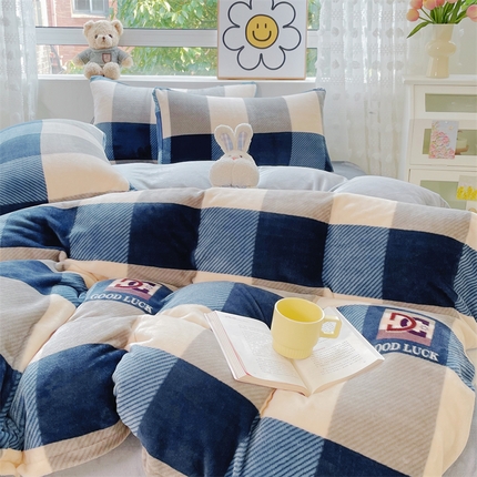 91家纺网 家纺一手货源 找家纺 （买家秀 爆款不断货）A类母婴级双面牛奶绒四件套珊瑚绒四件套雪花绒四件套儿童高克重卡通牛奶绒四件套 格子先生