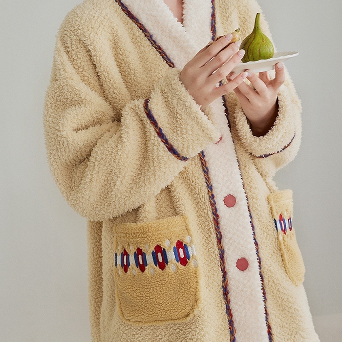 91家纺网 家纺一手货源 找家纺 （总）2025新款珊瑚绒复古小花套装黄