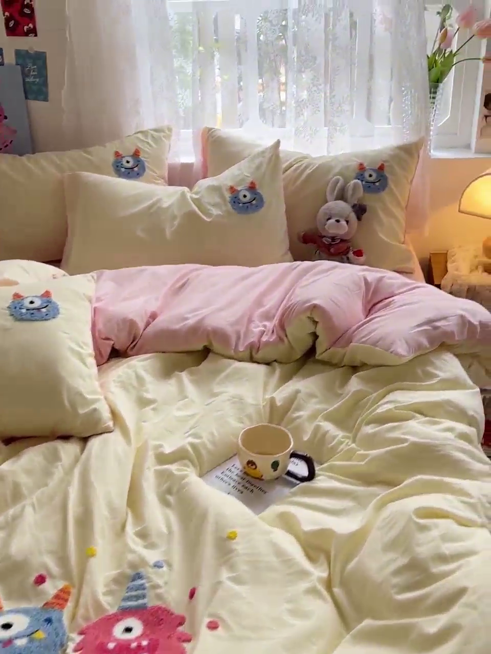 91家纺网 家纺一手货源 找家纺 曼谷家纺 2025新款软糯毛巾绣水洗棉四件套-【买家秀联系微信】专属版权，质检报告 三小怪-芝士粉