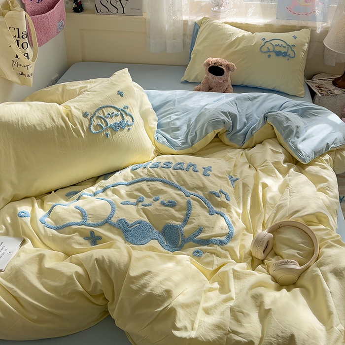 91家纺网 家纺一手货源 找家纺 曼谷家纺 2025新款软糯毛巾绣水洗棉四件套-【买家秀联系微信】专属版权，质检报告 牛角包-芝士蓝