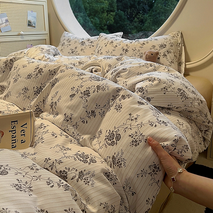 91家纺网 家纺一手货源 找家纺 2025新款针织棉双层纱四件套 花间令